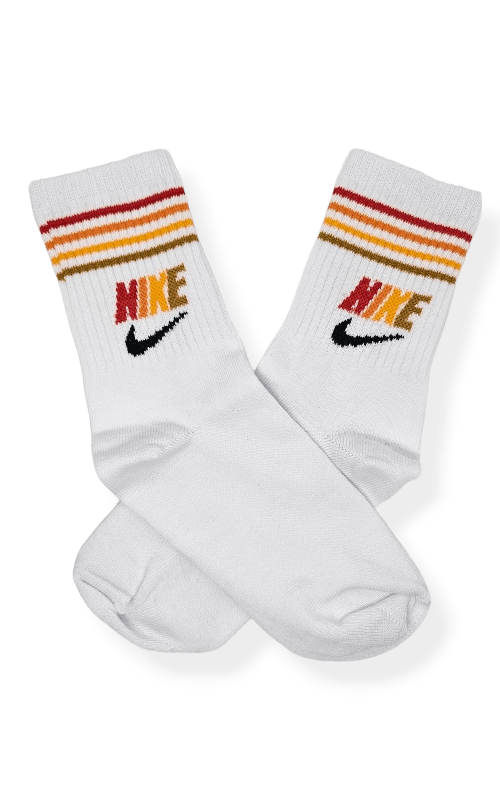 Deportiva Media Caña Nike Lineas Degrade Naranja Amarillo - MLP